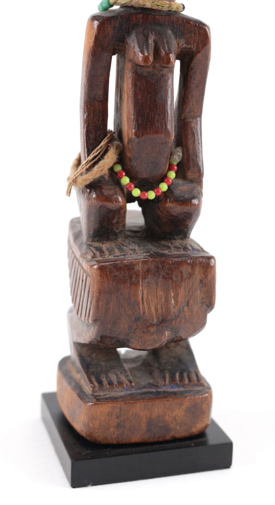 Coppia di gemelli Hohovi su galli, Adja/Fon, Benin, 1925–1930 circa – Vergulde Kat