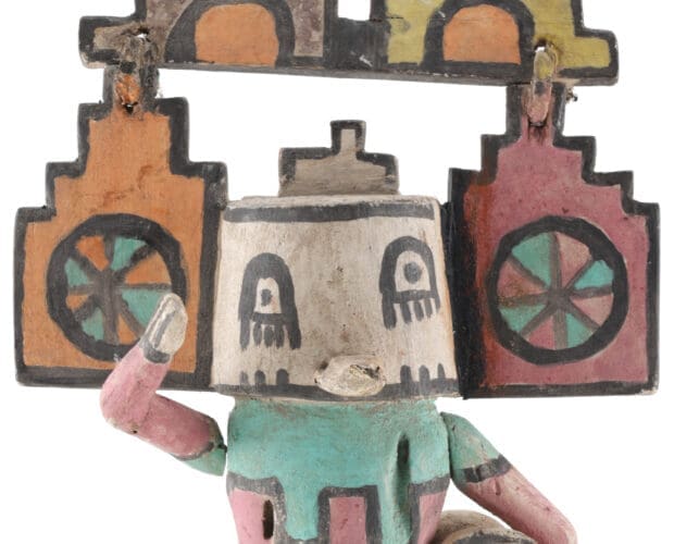 Statuette e maschere Hopi Kachina: tradizione spirituale e forza formale – foto di dettaglio