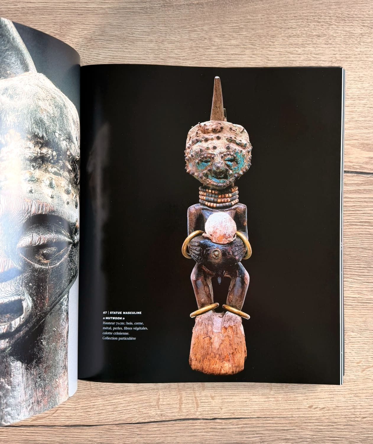 Songye – La redoutable statuaire Songye d’Afrique centrale – François Neyt – 9788874391318 – detailfoto