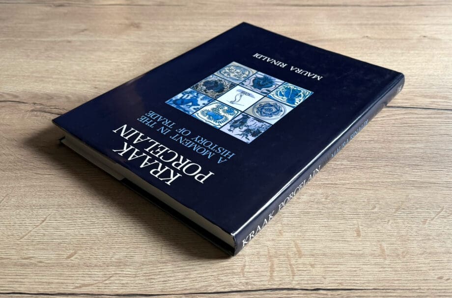 Kraak Porcelain – A Moment in the History of Trade – Maura Rinaldi – 9781870076098 – Vergulde Kat